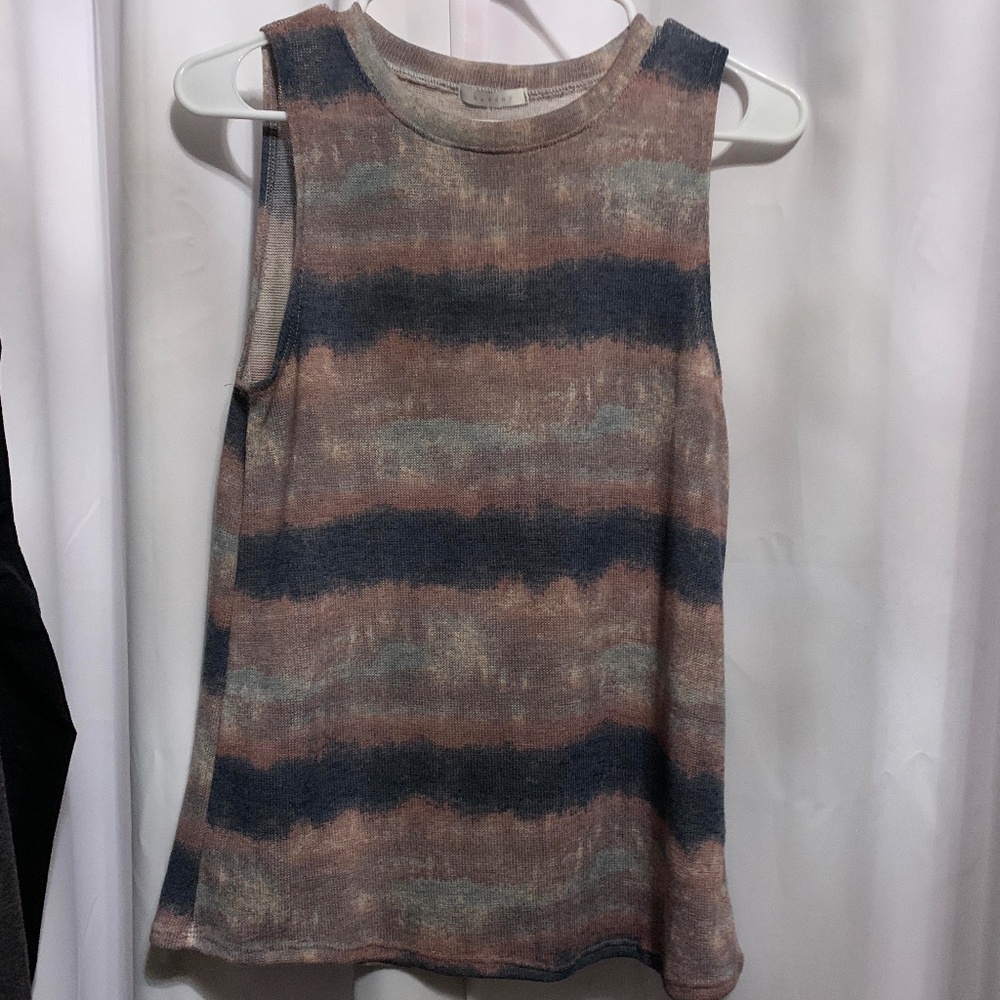 Sleeveless Tank